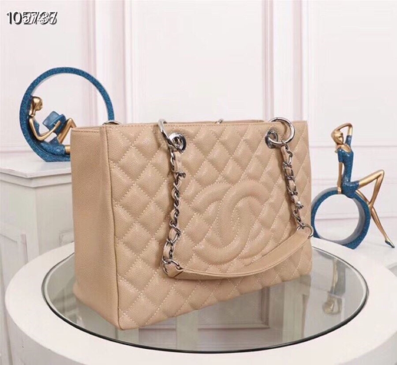 Ch**el shopping bags